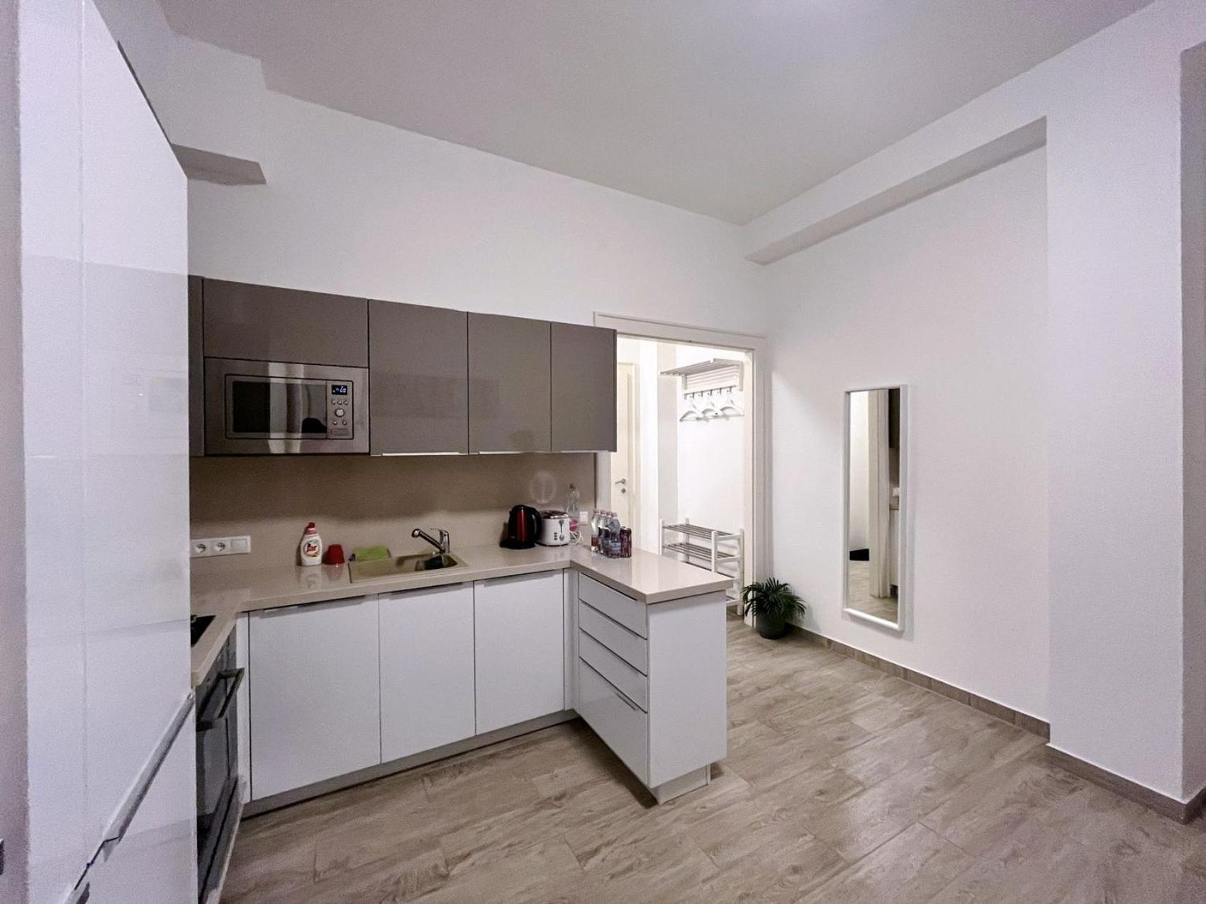 Boutique Family Apartment In The Heart Of City Budapest Exteriör bild