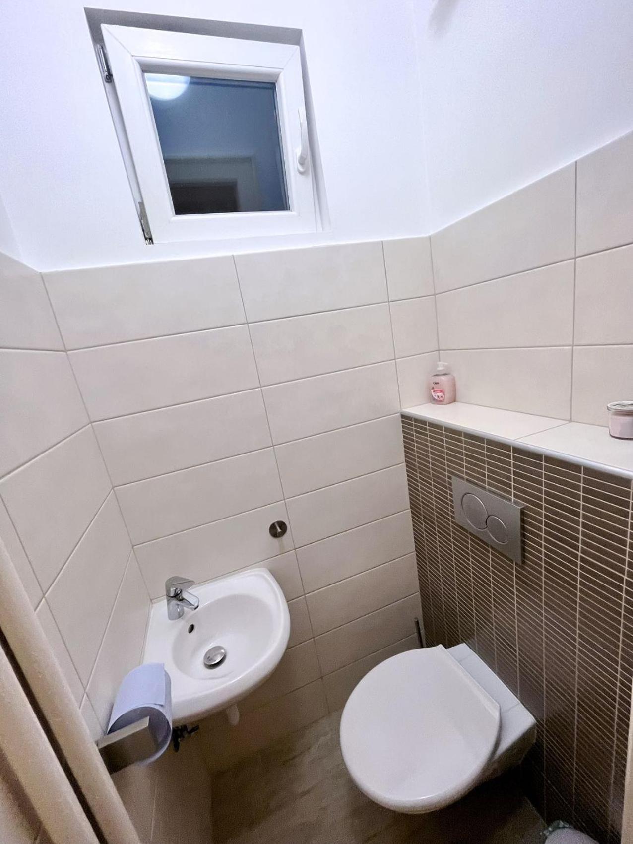 Boutique Family Apartment In The Heart Of City Budapest Exteriör bild